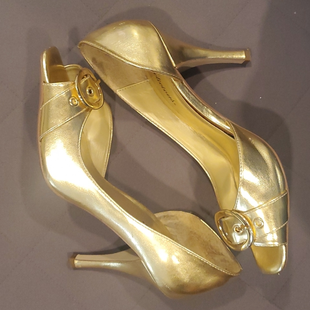 Used gold heels